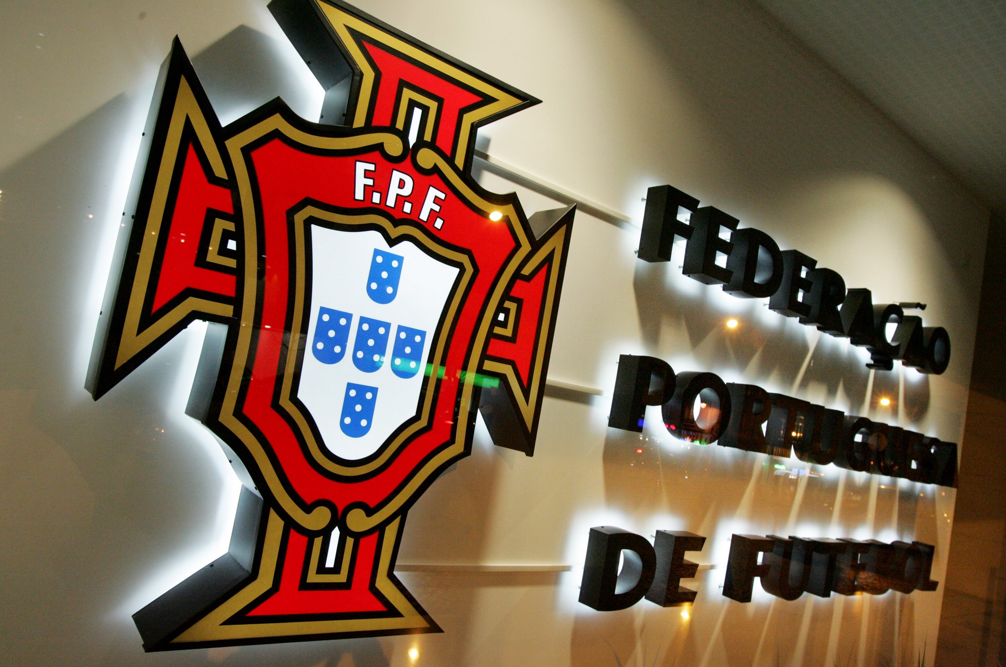 Federação Portuguesa de Futebol (FPF) disponibiliza Fundo de Apoio a Agentes Desportivos do Sexo Feminino