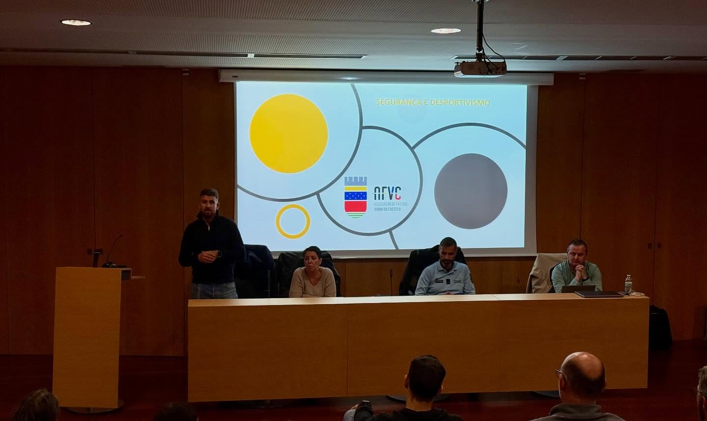 A Associação de Futebol de Viana do Castelo felicita a AD campos pela iniciativa de promover uma ação de formação dedicada à prevenção da violência